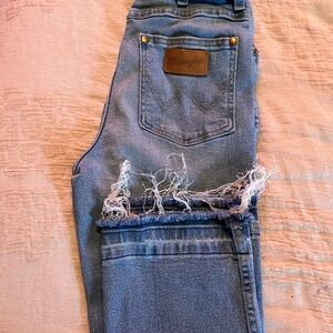 Wrangler Light Blue High-Rise Straight Jeans